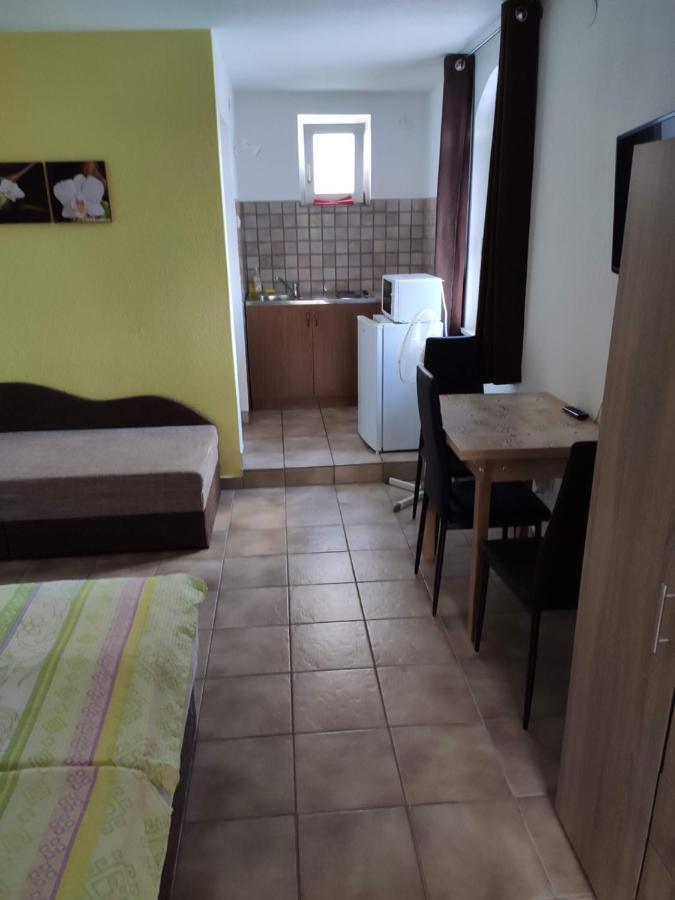Vasti Apartment